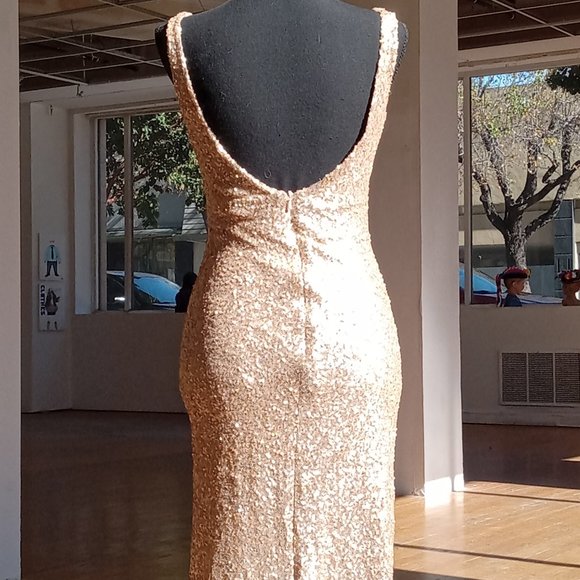 Light gold Full length sequin gown - Picture 3 of 10